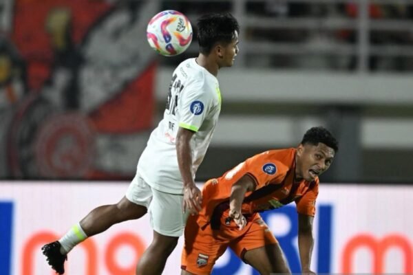 Borneo dan Persebaya Berenang dalam Skor Imbang 1-1