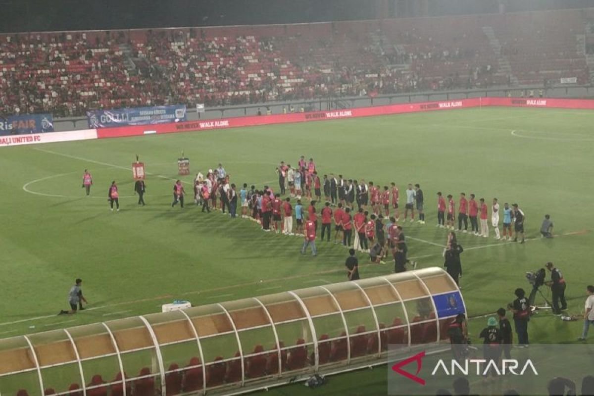 Tanggal Perpisahan: Bali United Gelar Acara Perpisahan untuk Stefano Cugurra