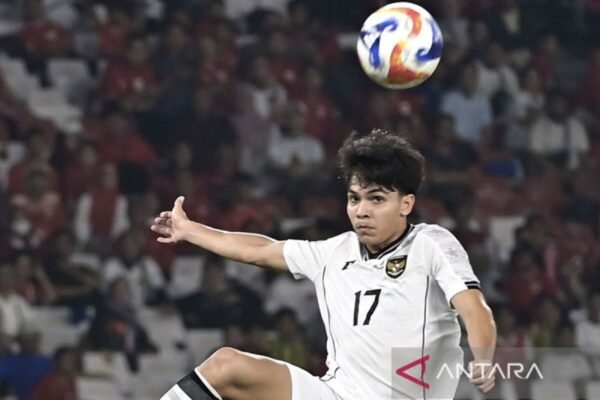 Victor Dethan Merayakan Kemenangan Tipis Melawan Filipina