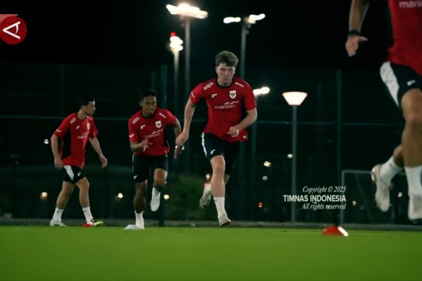 Timnas Indonesia Mendarat di Jeddah, Siap Tempur Lawan Arab Saudi - ANTARA News