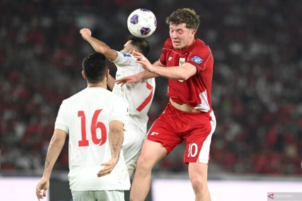 Patrick Kluivert Berbagi Pandangannya tentang Kondisi Ole Romeny