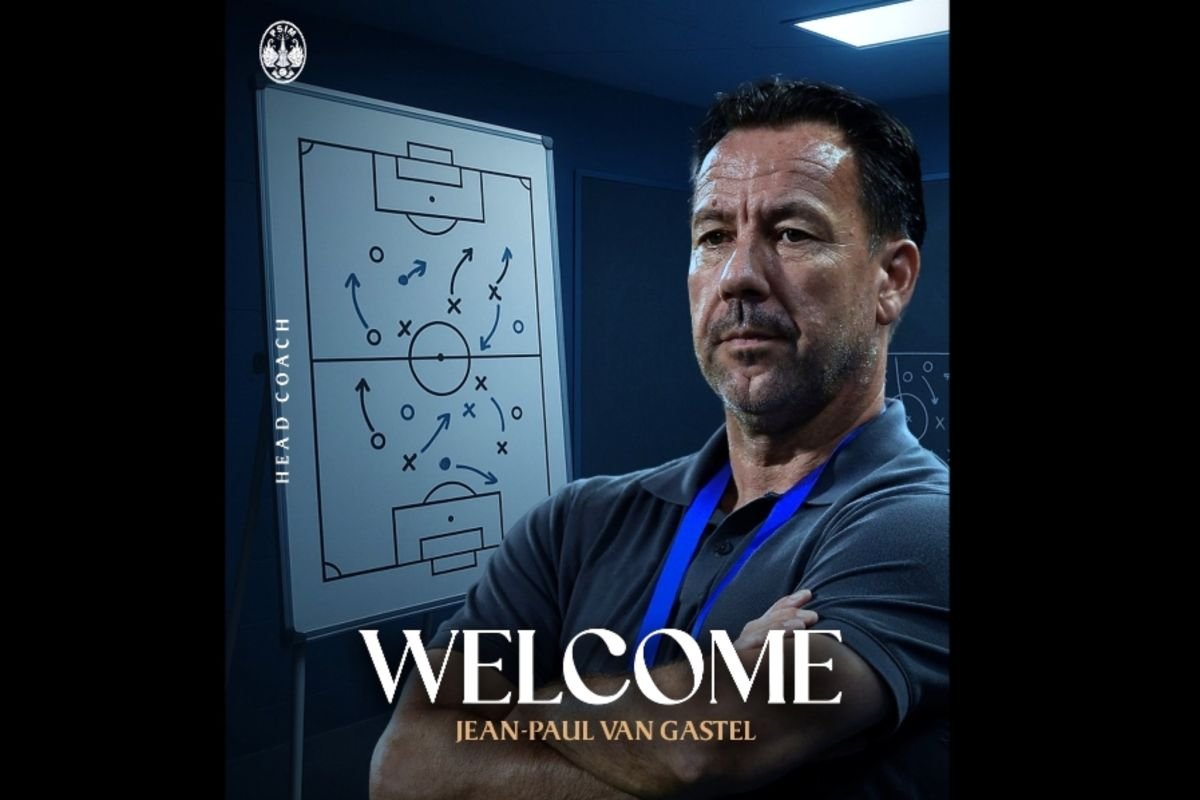 Van Gastel Belajar dari Uji Coba dengan PSBS: Pilihan Pemain yang Lebih Bijak di Depan